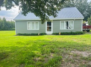 815 W 26th Ave, Sault Sainte Marie, MI 49783