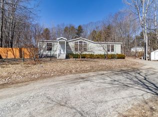 8 Maxwell Rd, Sabattus, ME 04280