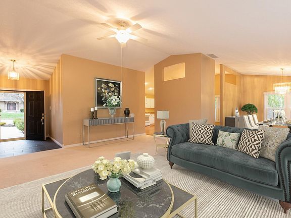 3rd image of 2712 S Olcott Blvd