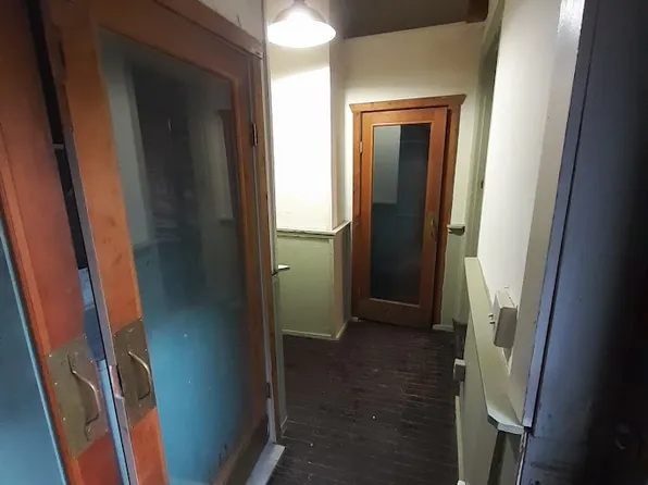 212 Locust St - Rear Apartment, 212 Locust St, Columbia, PA 17512