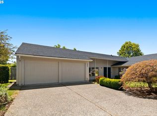 7534 SW Clear Hills Ter, Portland, OR 97225