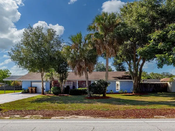 5230 Twin Palms Rd, Fruitland Park, FL 34731