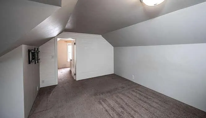3052 Jersey Ave S — Photo 22