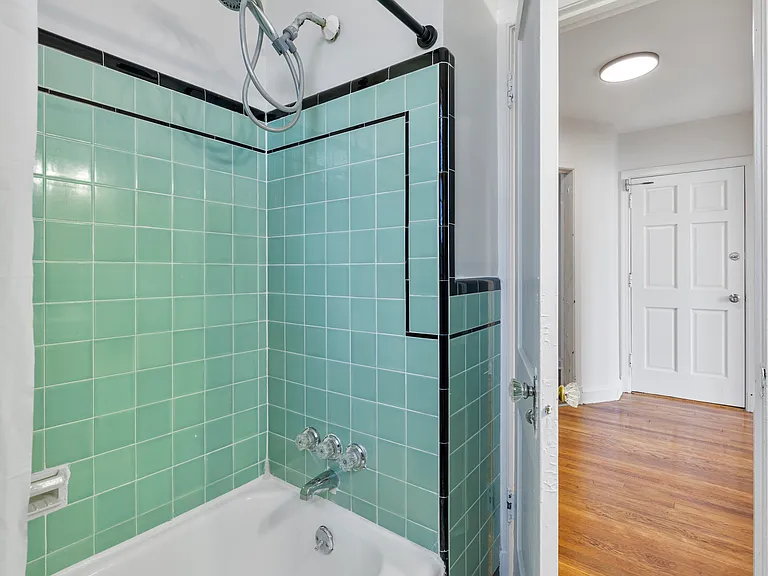 4348 Southern Ave SE #3 — Photo 4