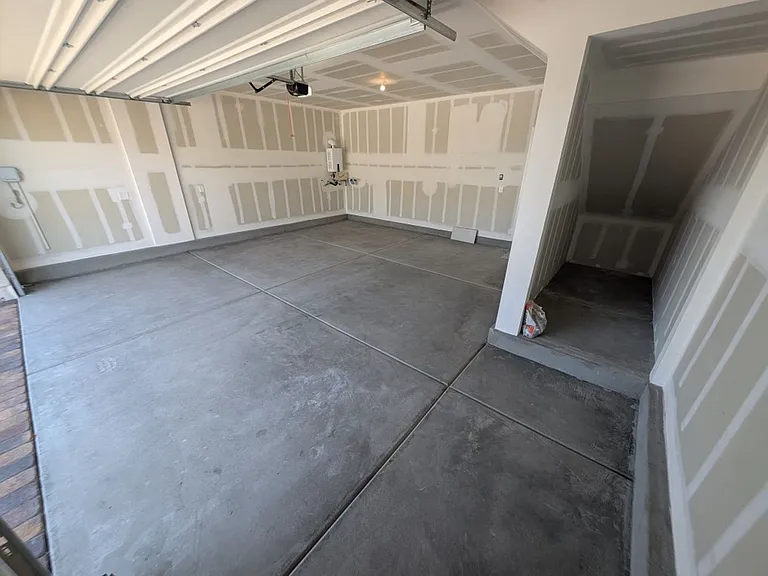 3339 Dancing Waters St — Photo 36