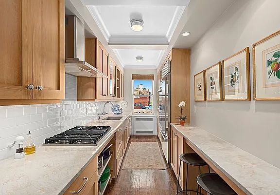 3rd image of 1150 Park Ave #11D