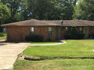 610 Fair Oaks Cir #1, Lufkin, TX 75901