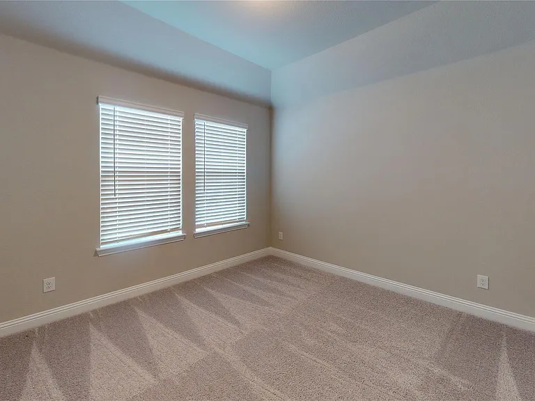 1420 Elizabeth St — Photo 11