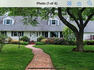 128 Wetherill Rd, Garden City, NY 11530