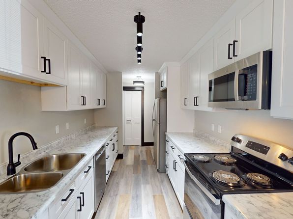 1040 & 1090 17th St #1040-101