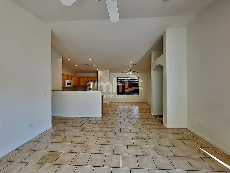 7659 S Meadow Spring Way — Photo 6