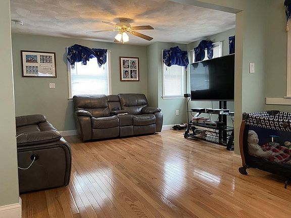 2nd image of 26 Brownville Ave