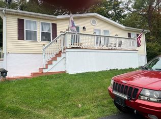 2745 Horton Rd, Bluefield, WV 24701