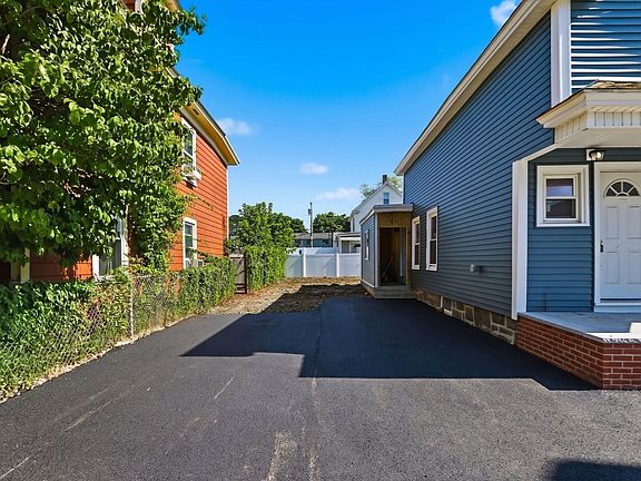 3rd image of 37 Campaw St