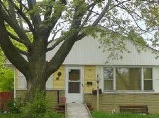 5903 N 79th St, Milwaukee, WI 53218