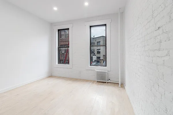 Rented by Compass | media 2