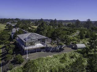 89398 Manion Dr, Warrenton, OR 97146
