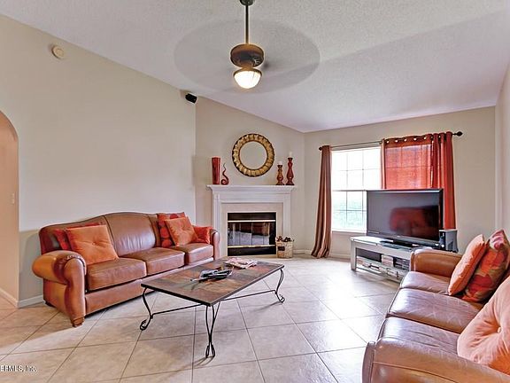 4th image of 4363 Rogers Island Dr E