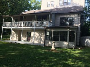 137 Gade Ln, Powell, TN 37849