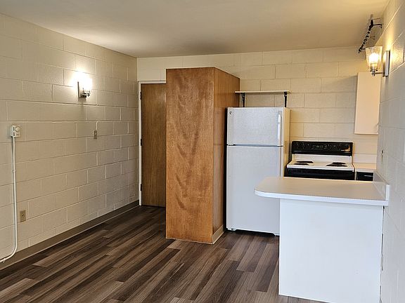 2nd image of 1950 26th Ave W APT 302