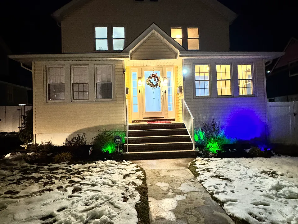 125 Shepard Ave