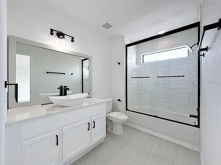 16710 Caribbean Breeze Way — Photo 14