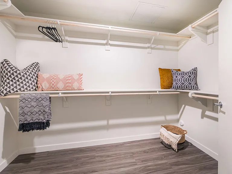 The Herald Apartments — Photo 12
