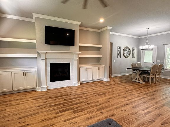 4th image of 12 Hobkirk Dr