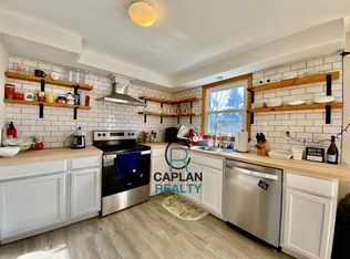 149 Tanglewood Dr #A, Hamden, CT 06518