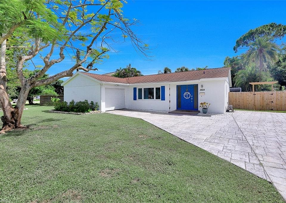 1st image of 2824 Poinciana St