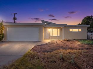 1009 Dakota St NE, Albuquerque, NM 87110