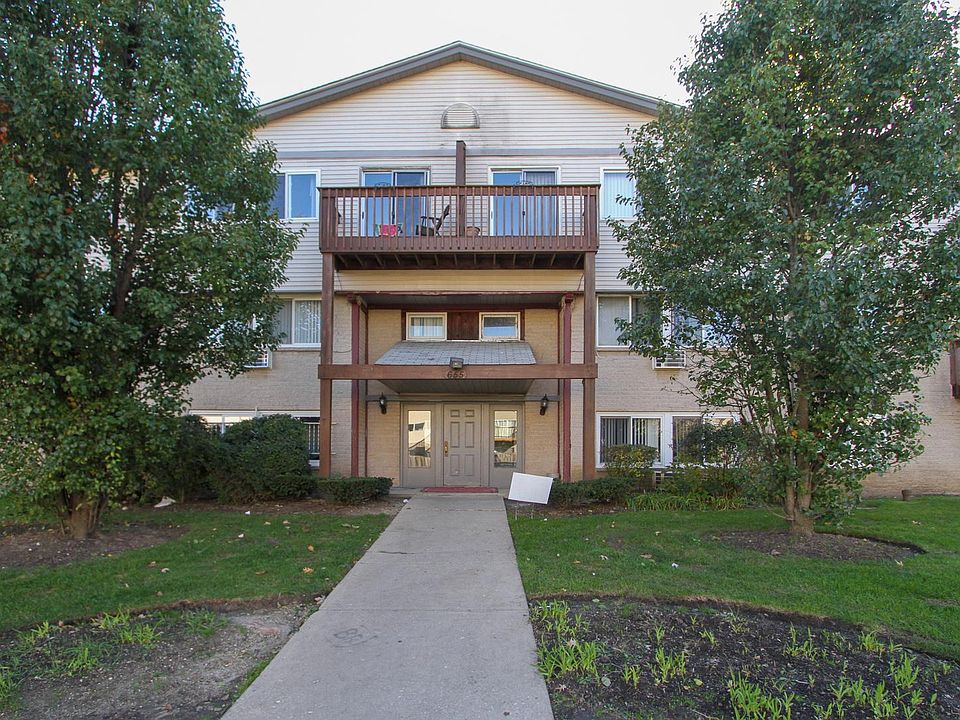 1st image of 655 Deepwoods Dr APT 3G