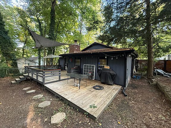 2nd image of 4650 Ridge Dr