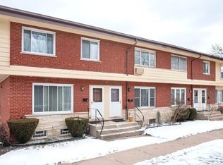 9026 Niles Center Rd, Skokie, IL 60076