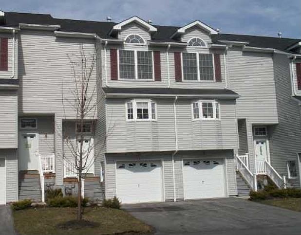1st image of 3005 Patrick Henry Ct