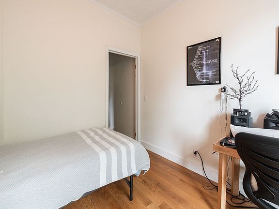 4th image of 774 Franklin Ave APT 3D