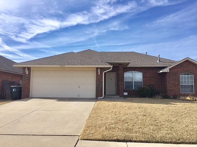 1st image of 1840 Parkridge Dr