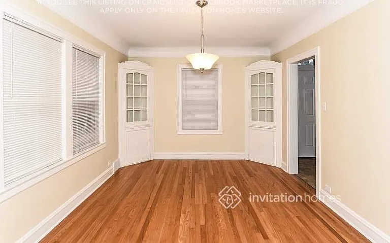 9201 S Claremont Ave — Photo 14