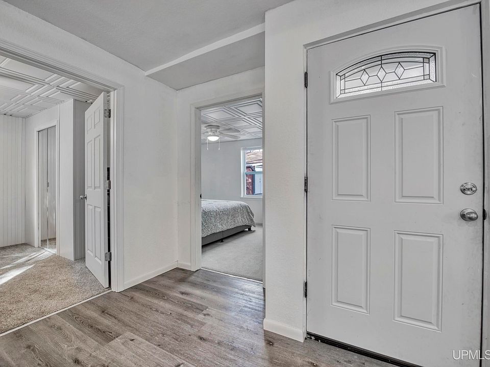 424 Fox Dr, Kingsford, MI 49802 Zillow