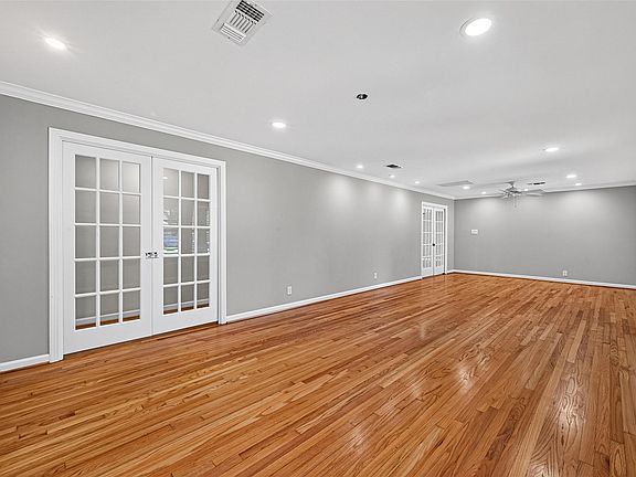 4th image of 9329 Walterville Rd