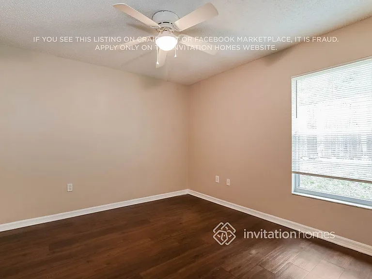 1493 Jupiter Ave — Photo 13