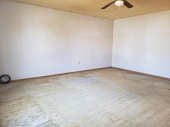 2nd image of 111 W Hill St