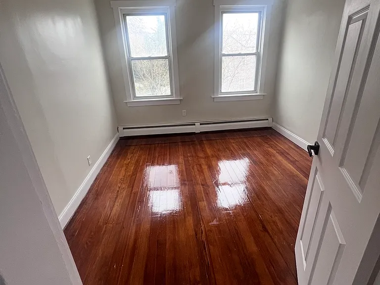 89 Harold St #3 — Photo 7