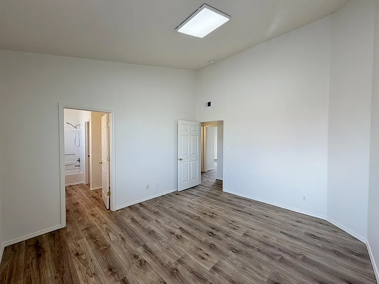 1105 Meadowlark Way SE #C — Photo 15