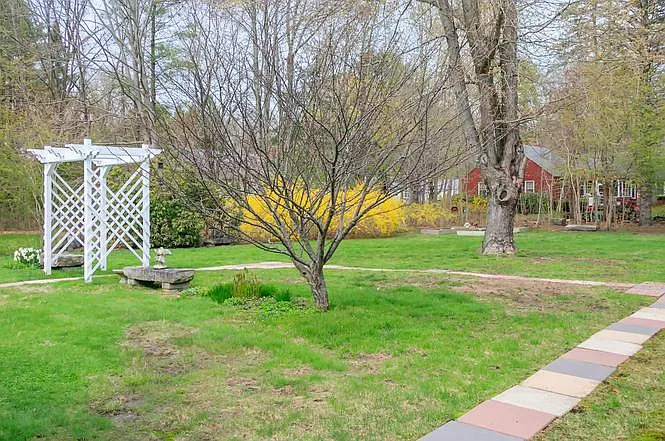 63 Fletcher St #1 — Photo 8
