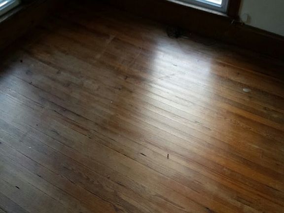 5th image of 126 Swart St