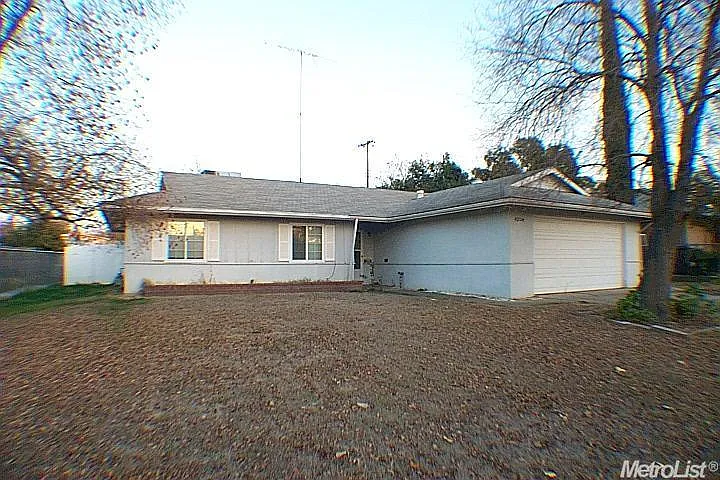 4204 Alan Dr photo 1