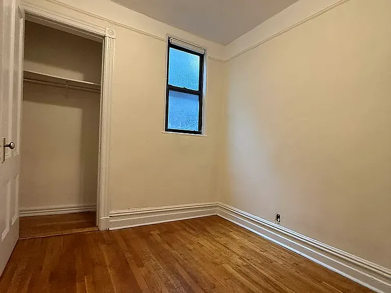 483 Columbus Ave #4D — Photo 4