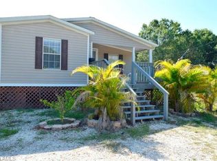 8246 Bartholomew Dr, North Fort Myers, FL 33917