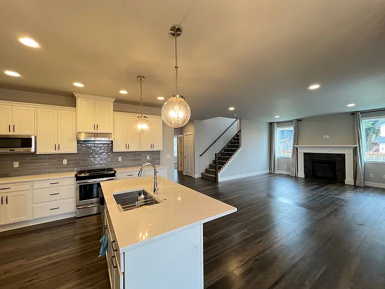 15675 NE Clackamas Ct — Photo 8